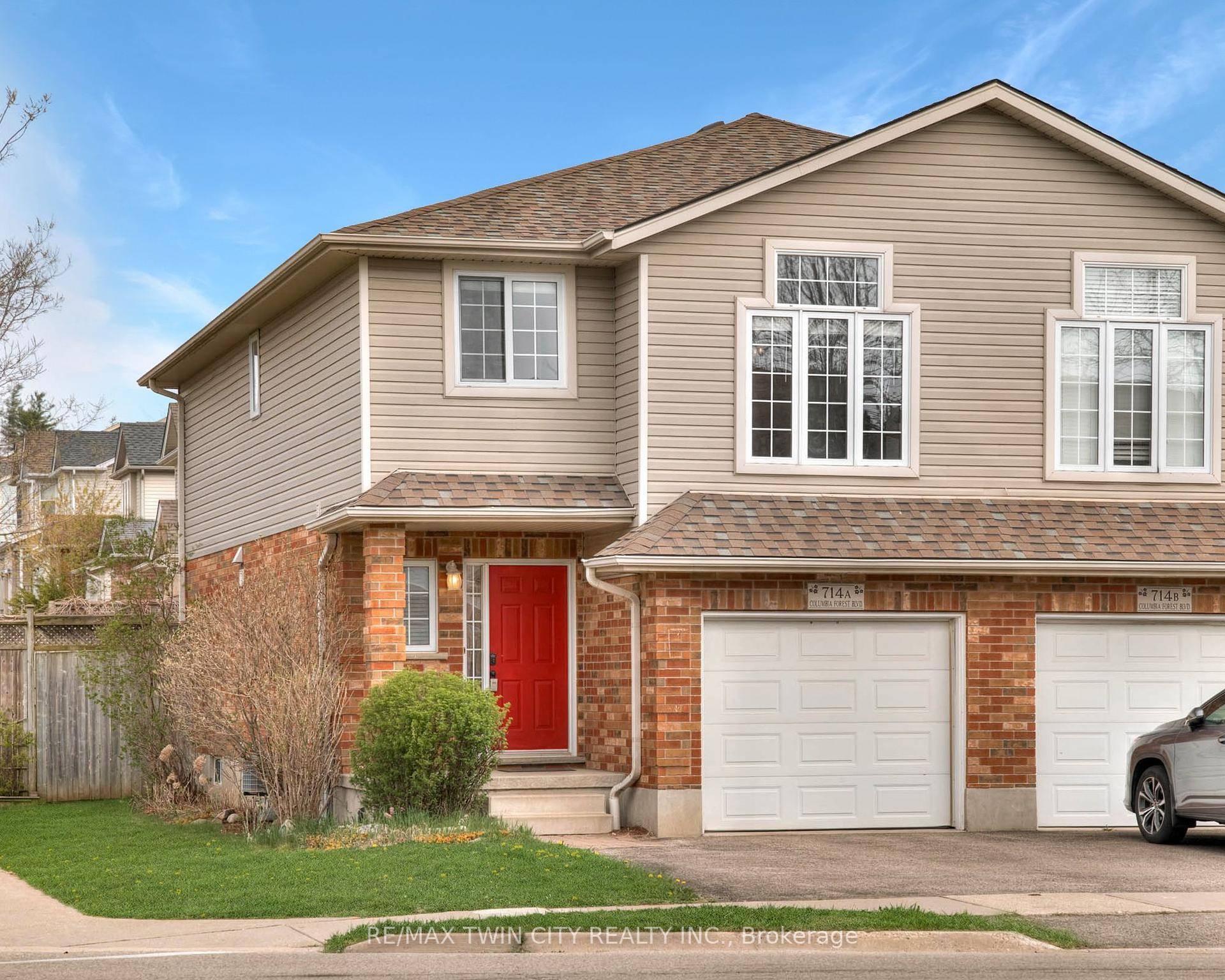 Welcome to 714A Columbia Forest Boulevard !
