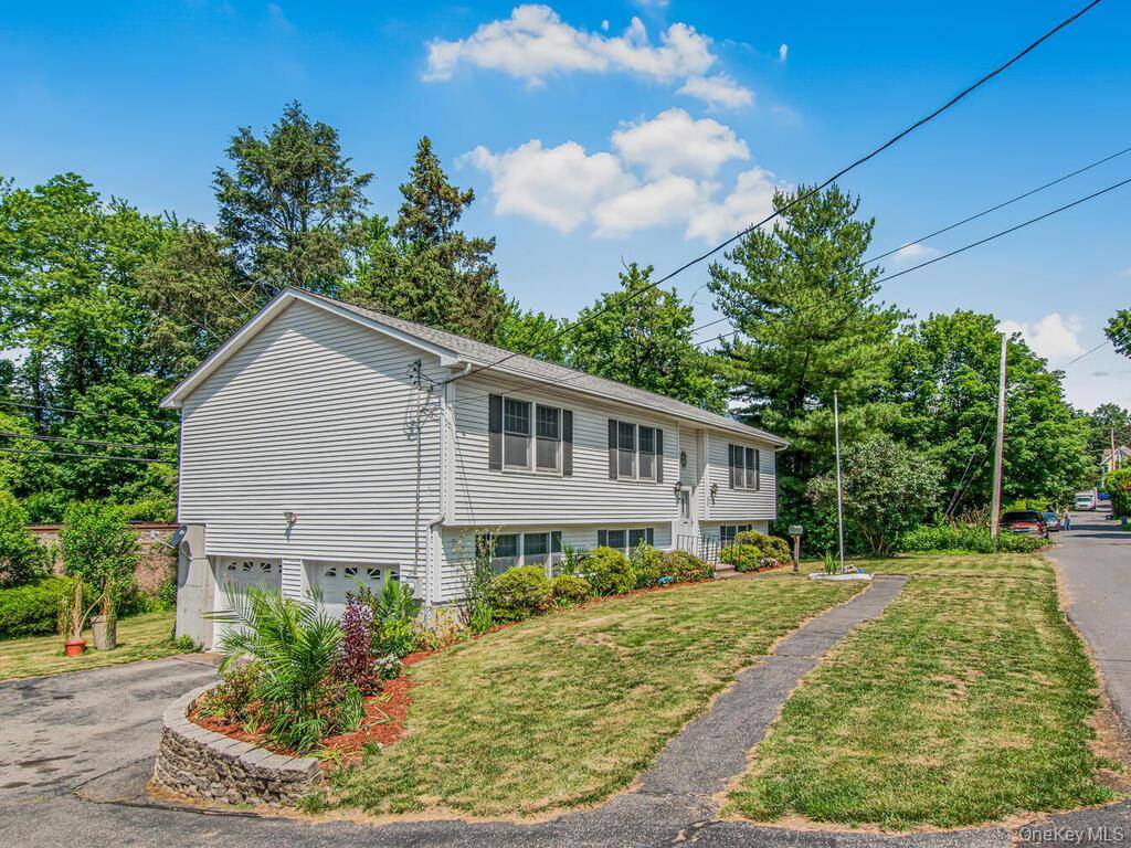 Newly renovated 3 bedroom, 2 bath single family home a perfect blend of modern style, smart design, and everyday comfort.