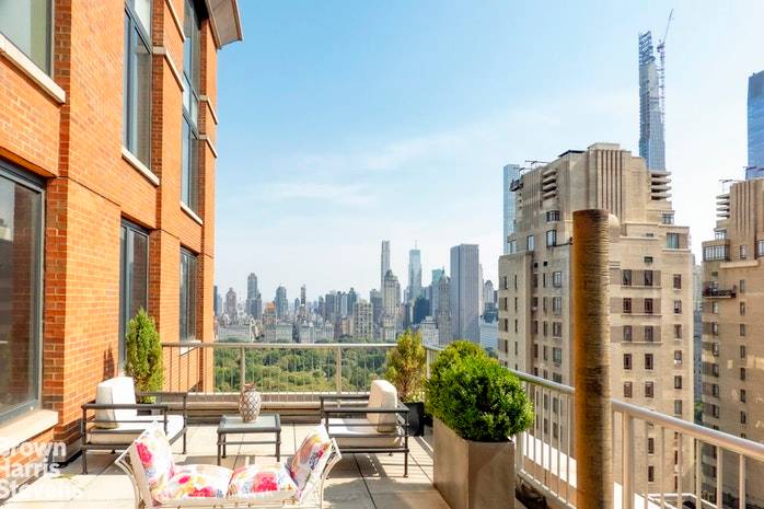 This extraordinary home encompassing 2 full floors at the Park Laurel has the best layout and design.
