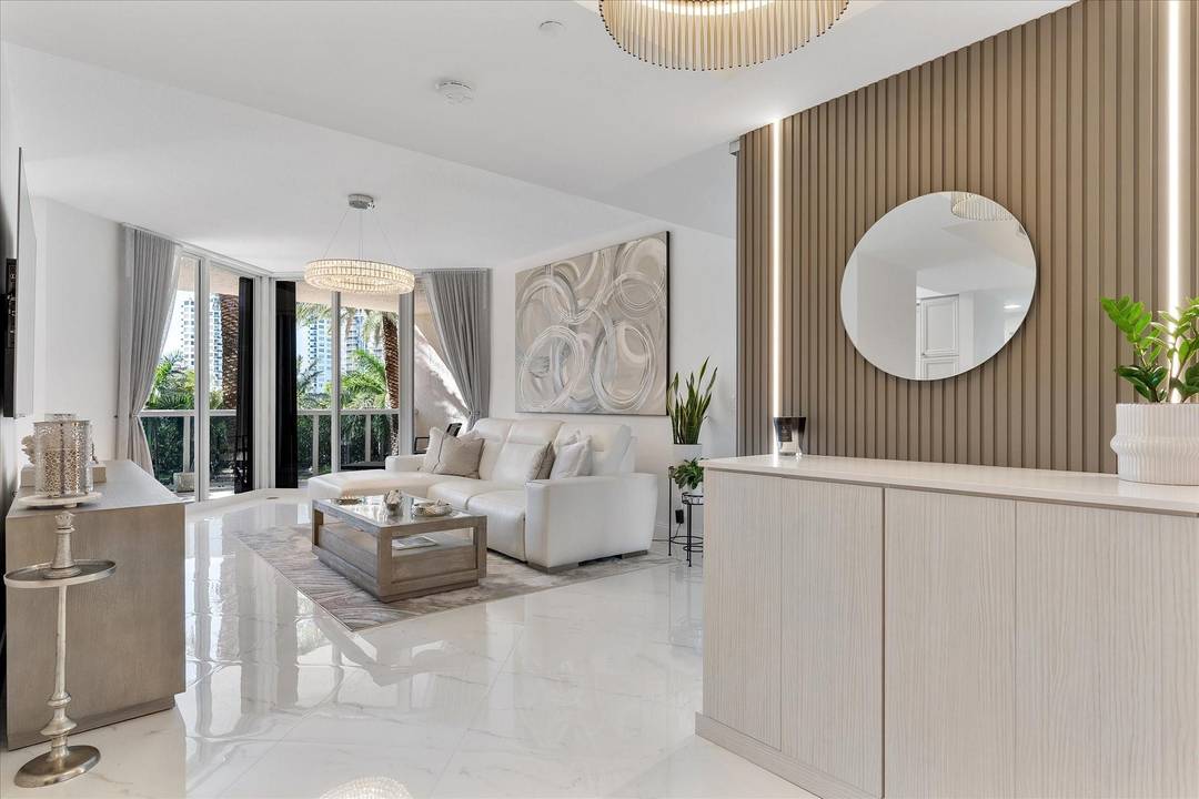 Elegantly renovated 2 Bedroom 2 Bath Fully Furnished Turn Key Unit at L'Hermitage, Balcony has sun view of private fountain, Direct access to amenities same floor as gym, pool, restaurant, ...