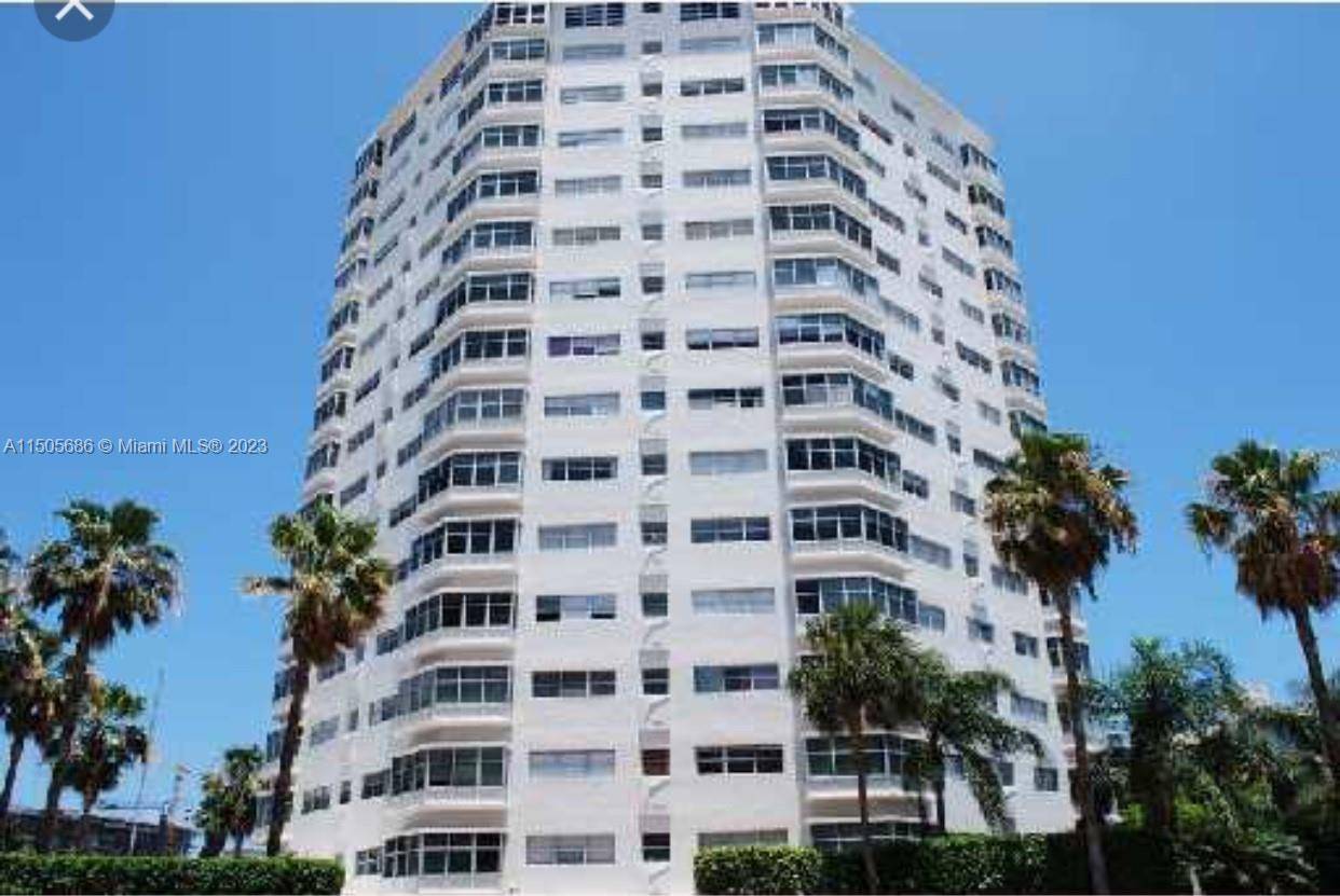 Repriced ! Don't miss this 2 2 in stellar location of south beach.