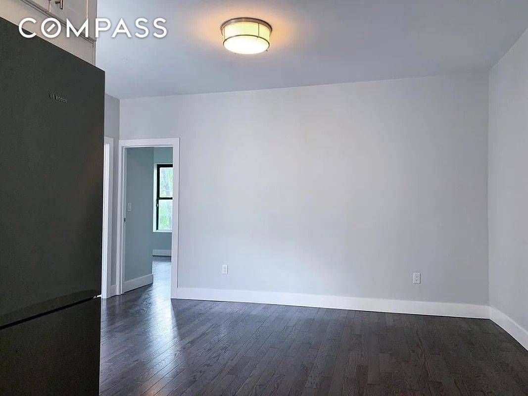 Welcome to 250 Pacific Street, a newly renovated building on a tree lined street surrounded by brownstones in beautiful Cobble Hill.