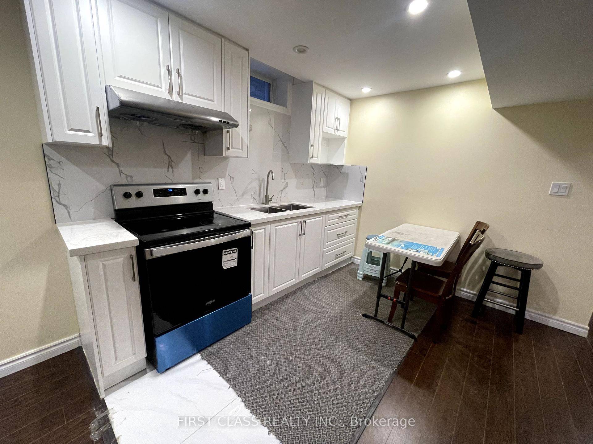 Looking for an AAA Tenant !