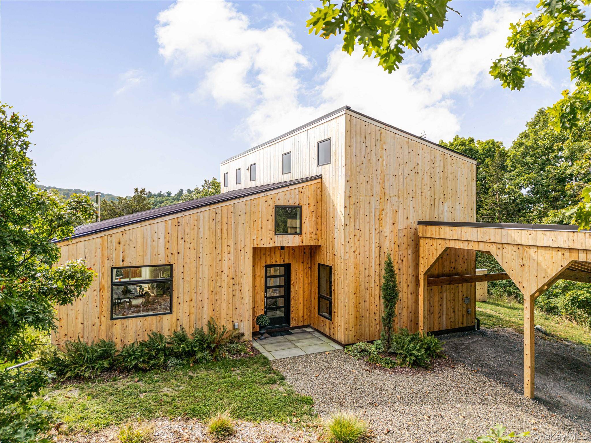 Scandinavian inspired living in upstate New York !