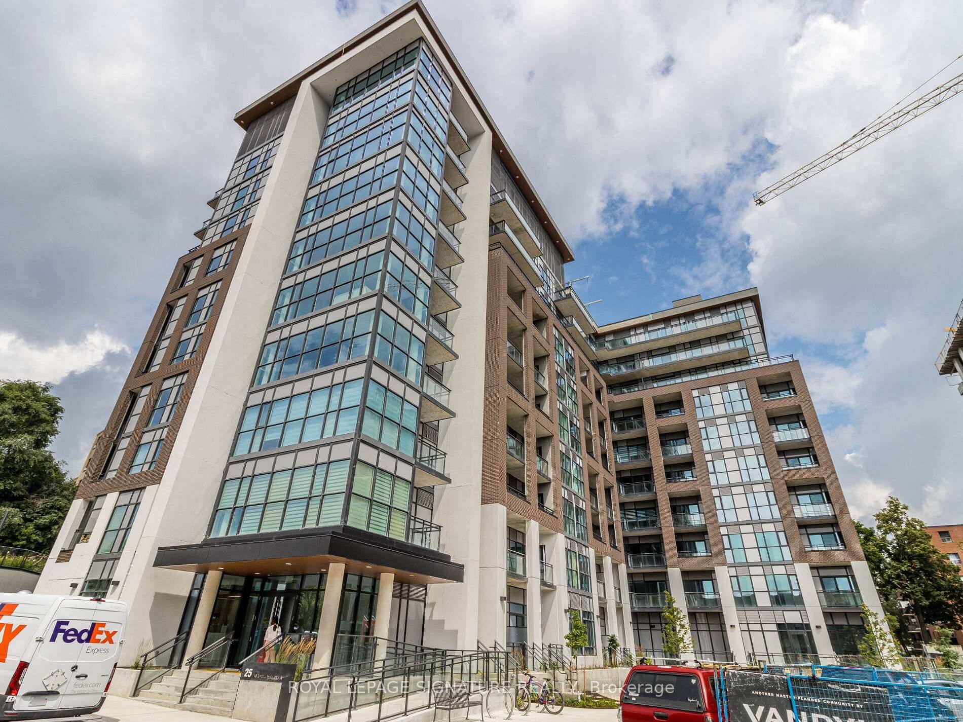 Welcome to the Bliss model at Queens view Backyard Condo a spacious 2 1 bedroom, modern, open concept apartment offering 976 sq.