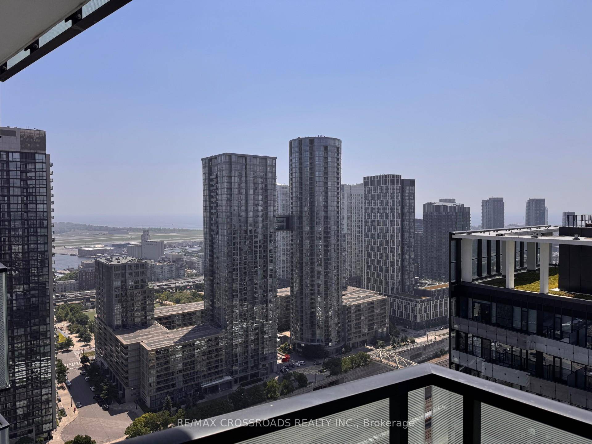 LUXURIOUS LIVING AT THE WELL BY TRIDAL 2BED WITH 2 BATH 10 FT CEILING BEAUTIFUL VIEW OF CITY SKYLINE LAKE OPEN CONCEPT LAY OUT WITH PARKING INTERNET SERVICE INCLUDED 24 ...