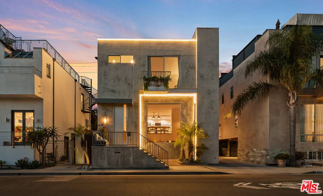 657 Mildred Ave 4BR Marina Del Rey La
