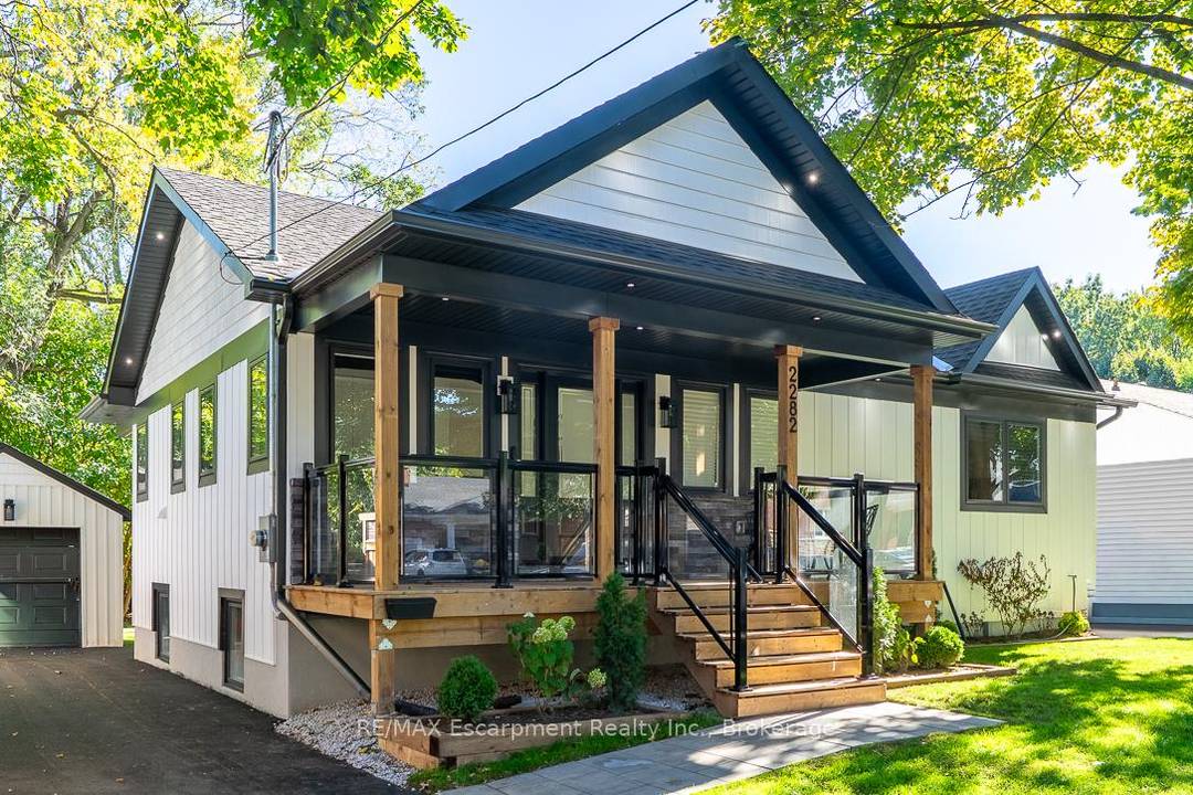 Stunning Brand New Rebuild in Downtown Burlington.