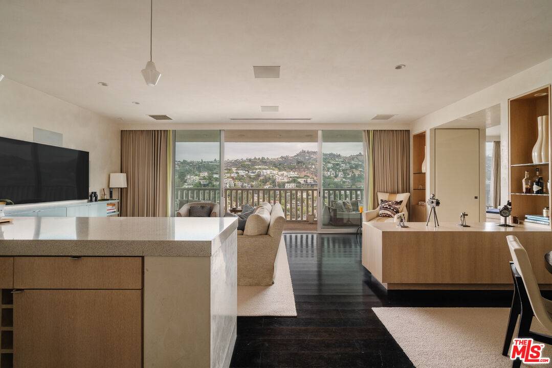 9255 Doheny Rd 1BR Sunset Strip La