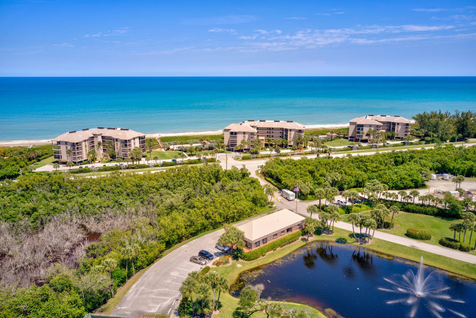 SANDPEBBLE OCEANFRONT ON HUTCHINSON ISLAND 3rd level, private with direct Ocean views.