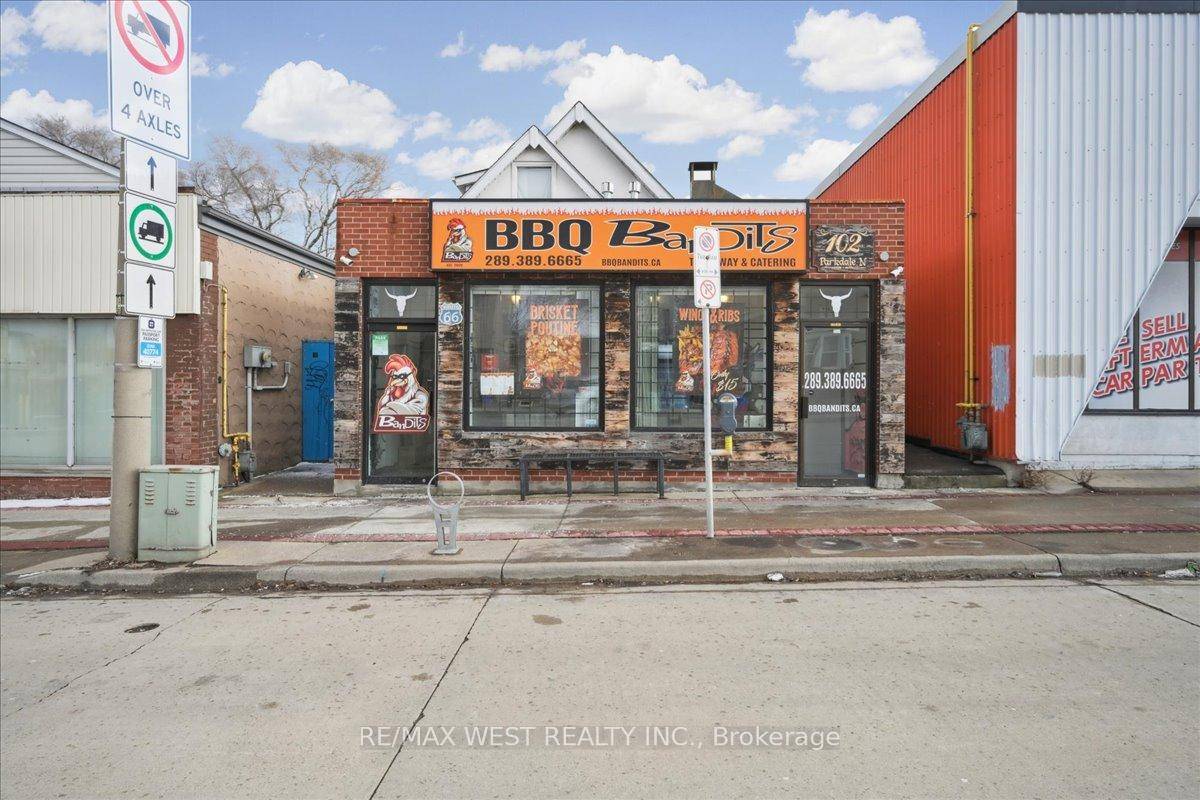 A fantastic mixed use property featuring a spacious 3 bedroom, 2 bathroom home alongside a profitable, well established restaurant in a high traffic location.