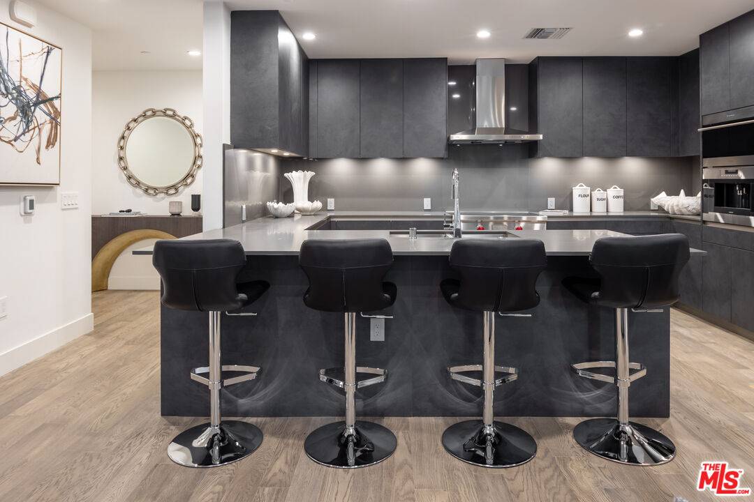 728  N Sweetzer Ave 2BR Sunset Strip La