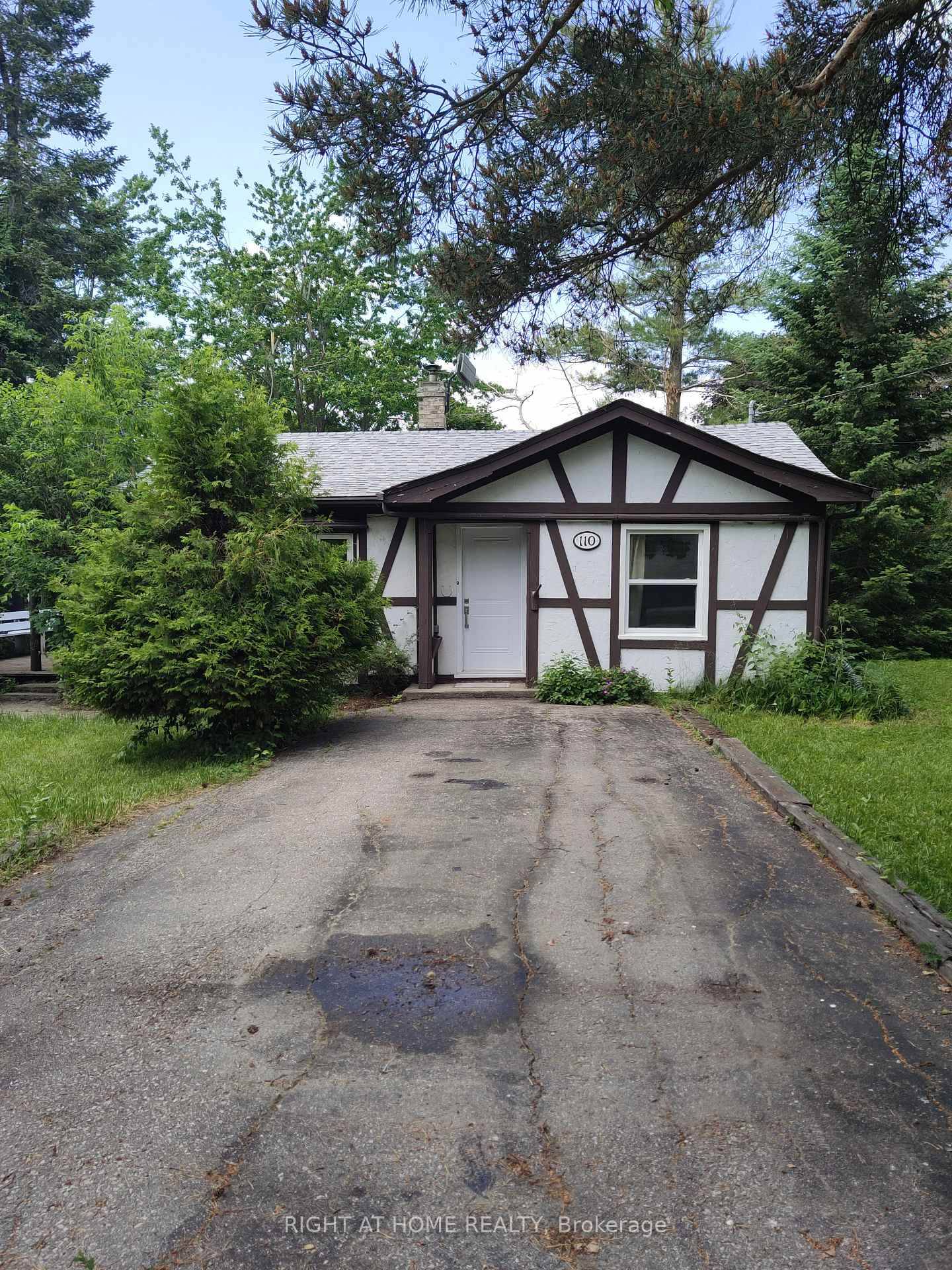 two Bedroom Bungalow On A Large Lot In, Beaverton.