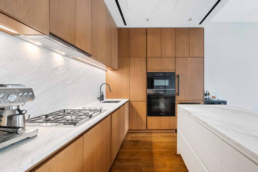 Presenting Residence 12B at 570 Broome Street a meticulously designed three bedroom, three bathroom sanctuary in one of Hudson Square s most refined boutique condominiums.