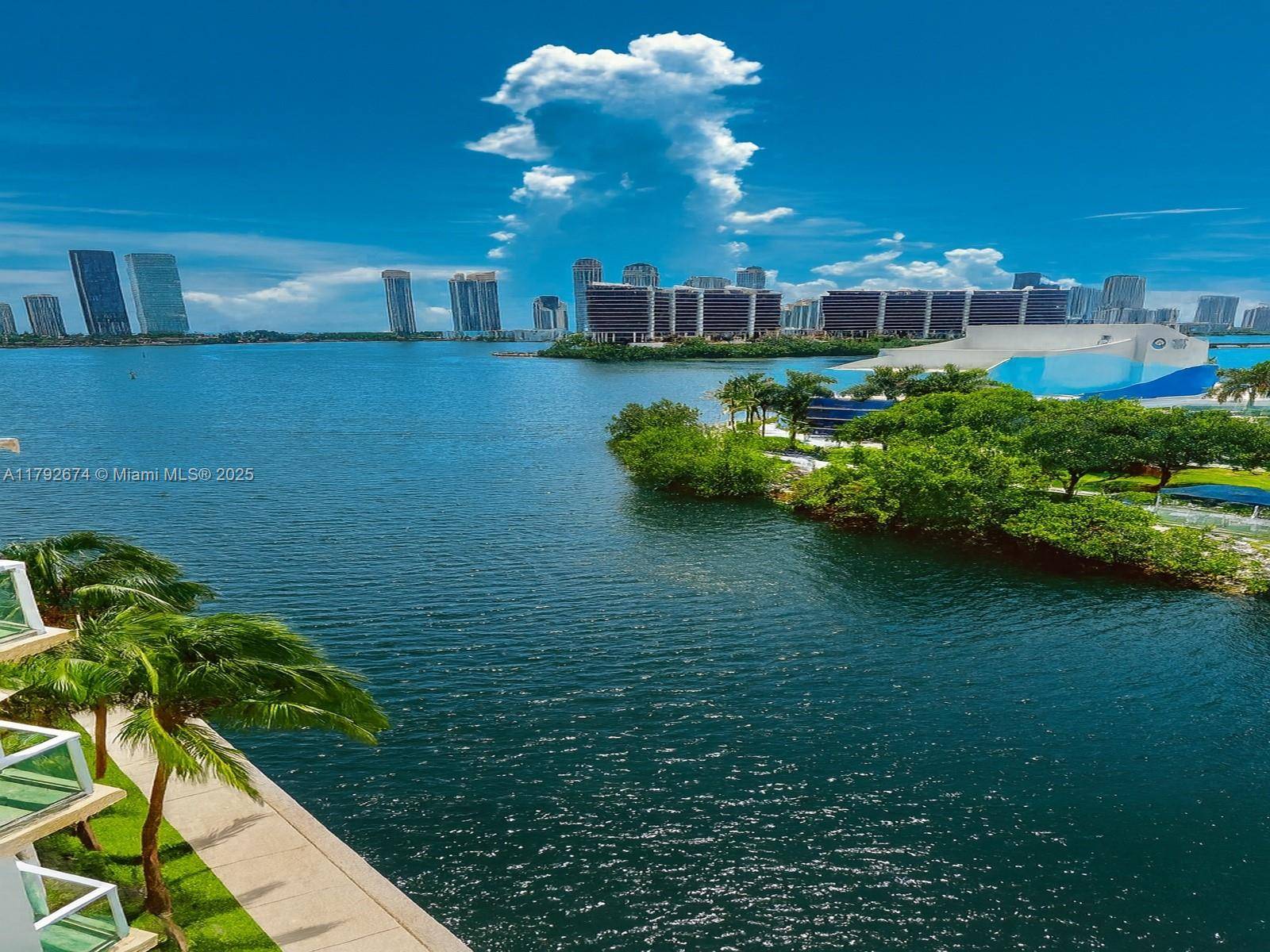Welcome to Aventura Marina II !