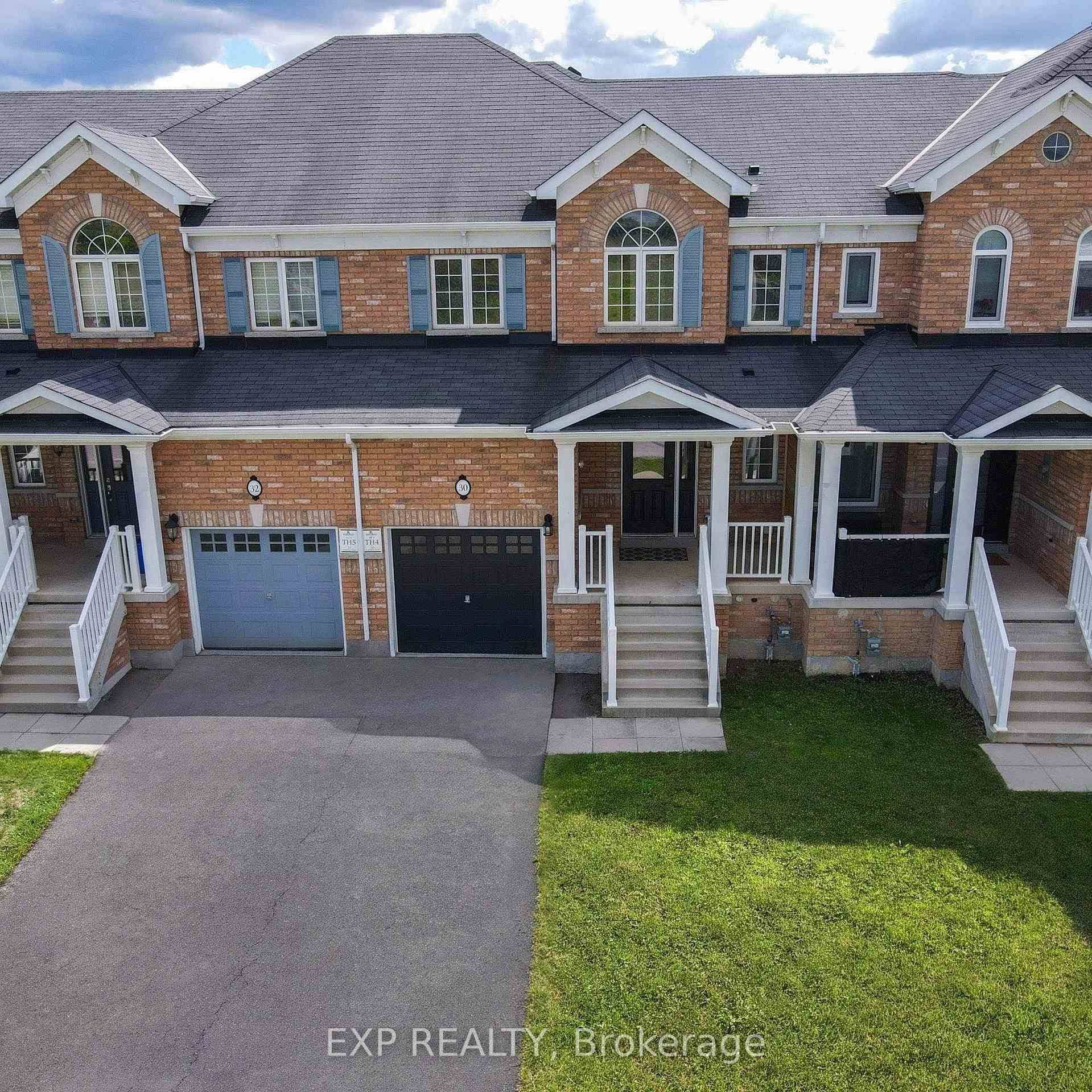 Open Concept Living Absolutely NO CARPET amp ; Custom Flooring Throughout !