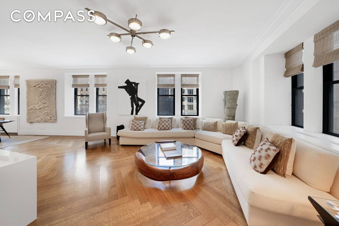 Spanning 2, 974 square feet, this beautifully proportioned four bedroom, four and a half bathroom residence with an additional library or optional fifth bedroom blends pre war elegance with modern ...