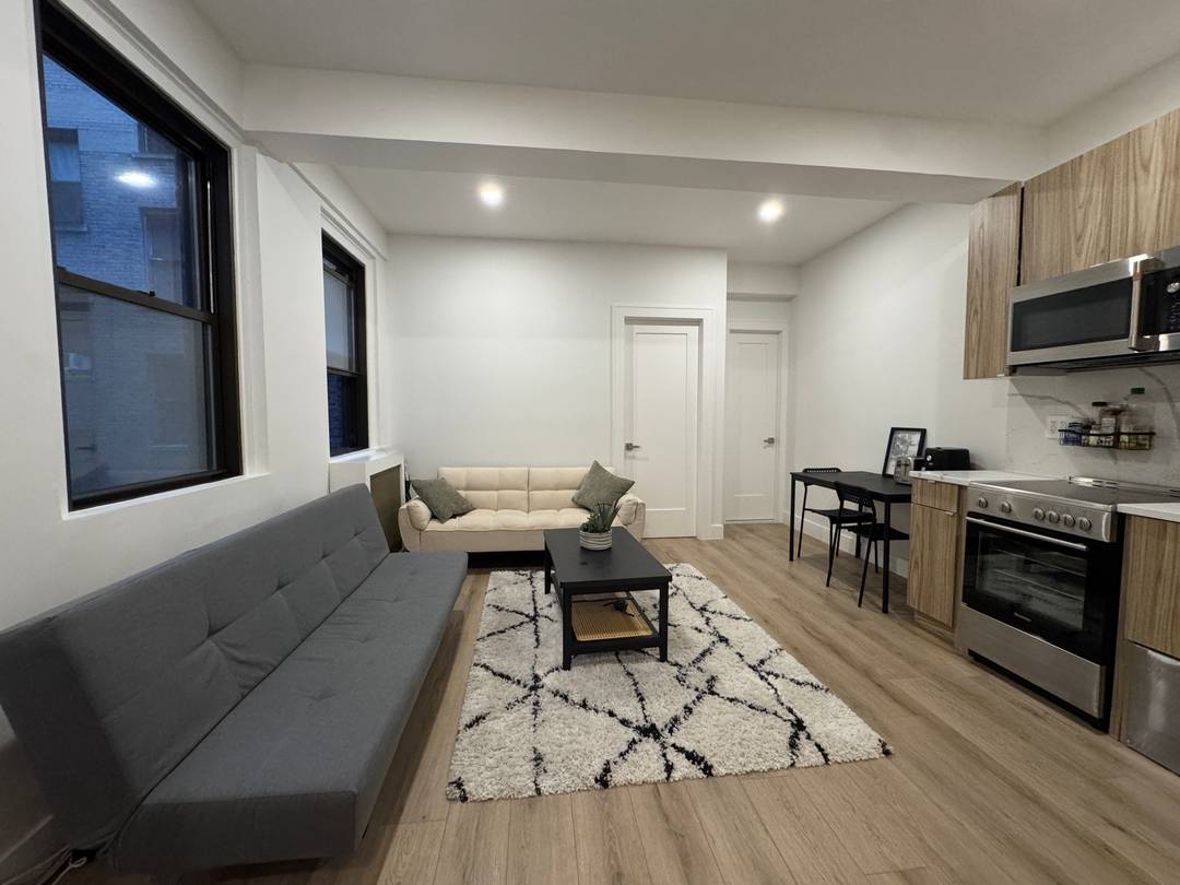 Welcome to this peaceful and well designed two bedroom home in the heart of Murray Hill offering comfort, privacy, and convenience in one of Manhattan s most central locations.