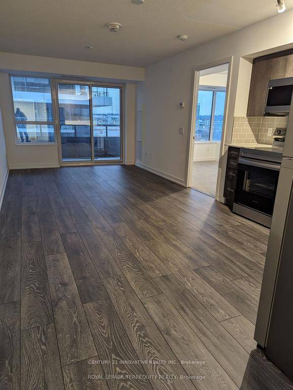 Welcome to luxury living at 1455 Celebration Drive, Unit 511 a beautifully designed 2 bedroom, 2 bathroom corner suite in the heart of Pickering.