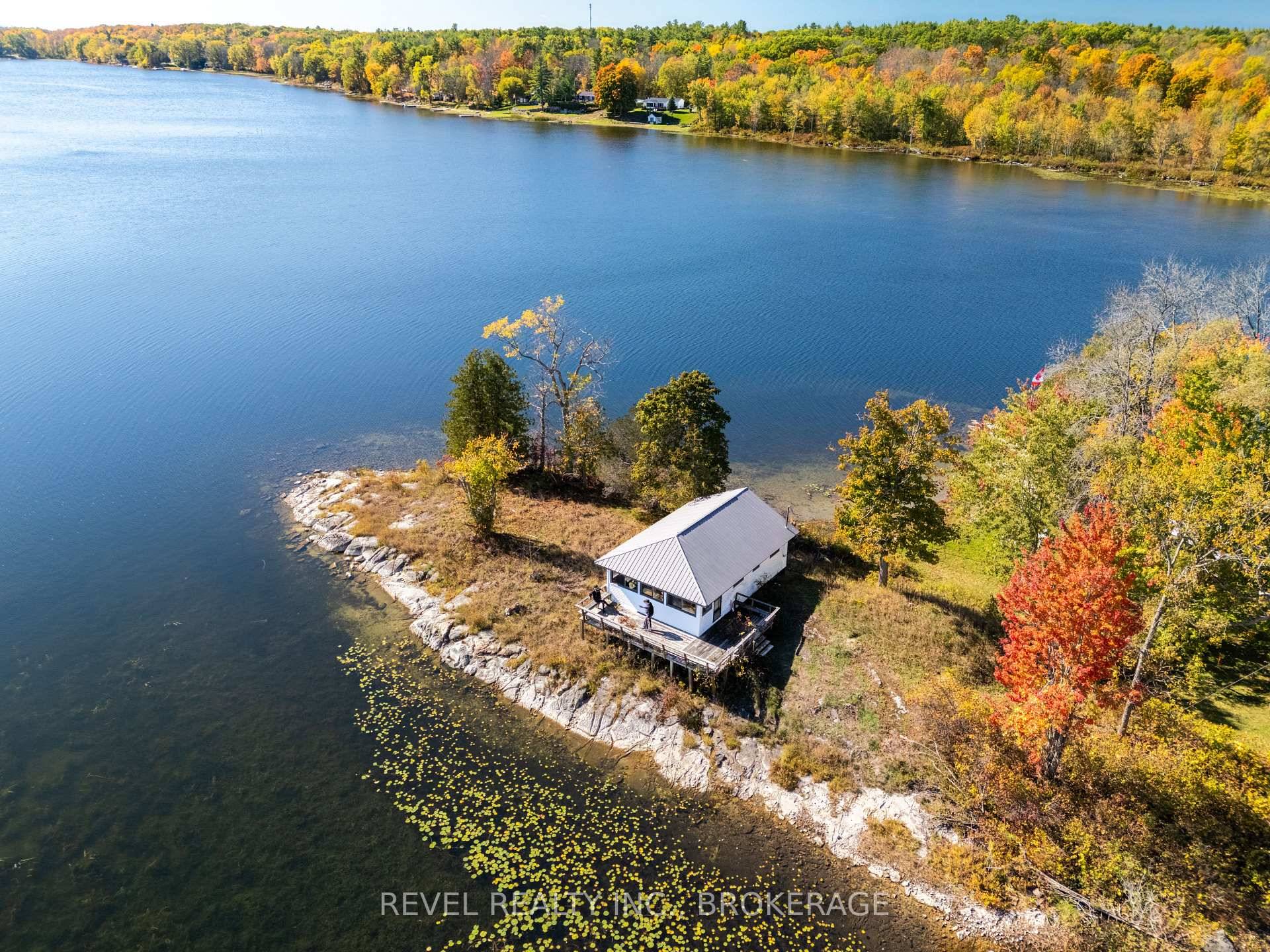 Opportunity on sought after Howes Lake !
