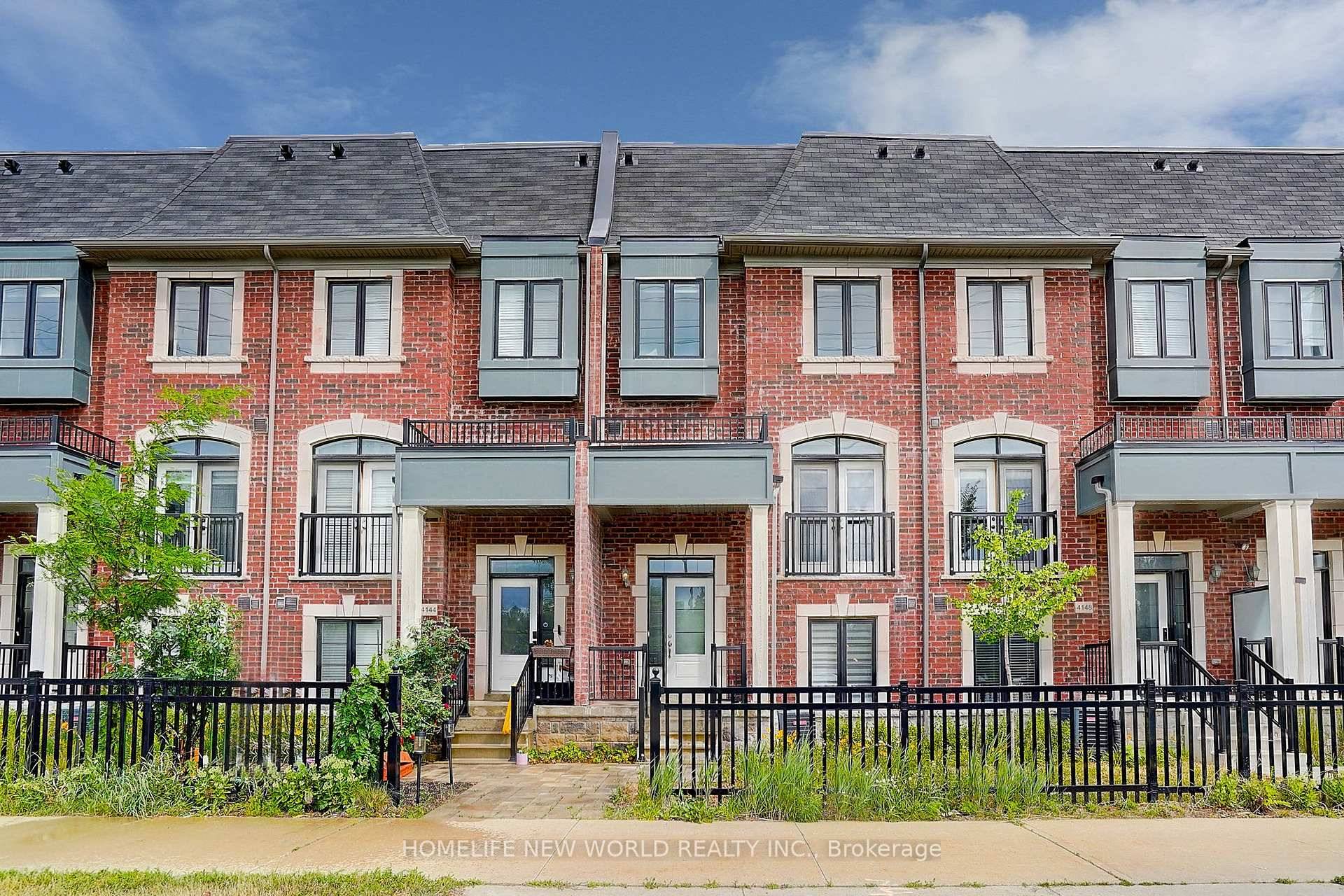 Welcome To Your Dream Home In The Heart Of Unionville This Modern Freehold Townhouse Features w 3 1 Beds Plus Den 2200 Sqft Living Space W Finished Apt Basement Lots ...