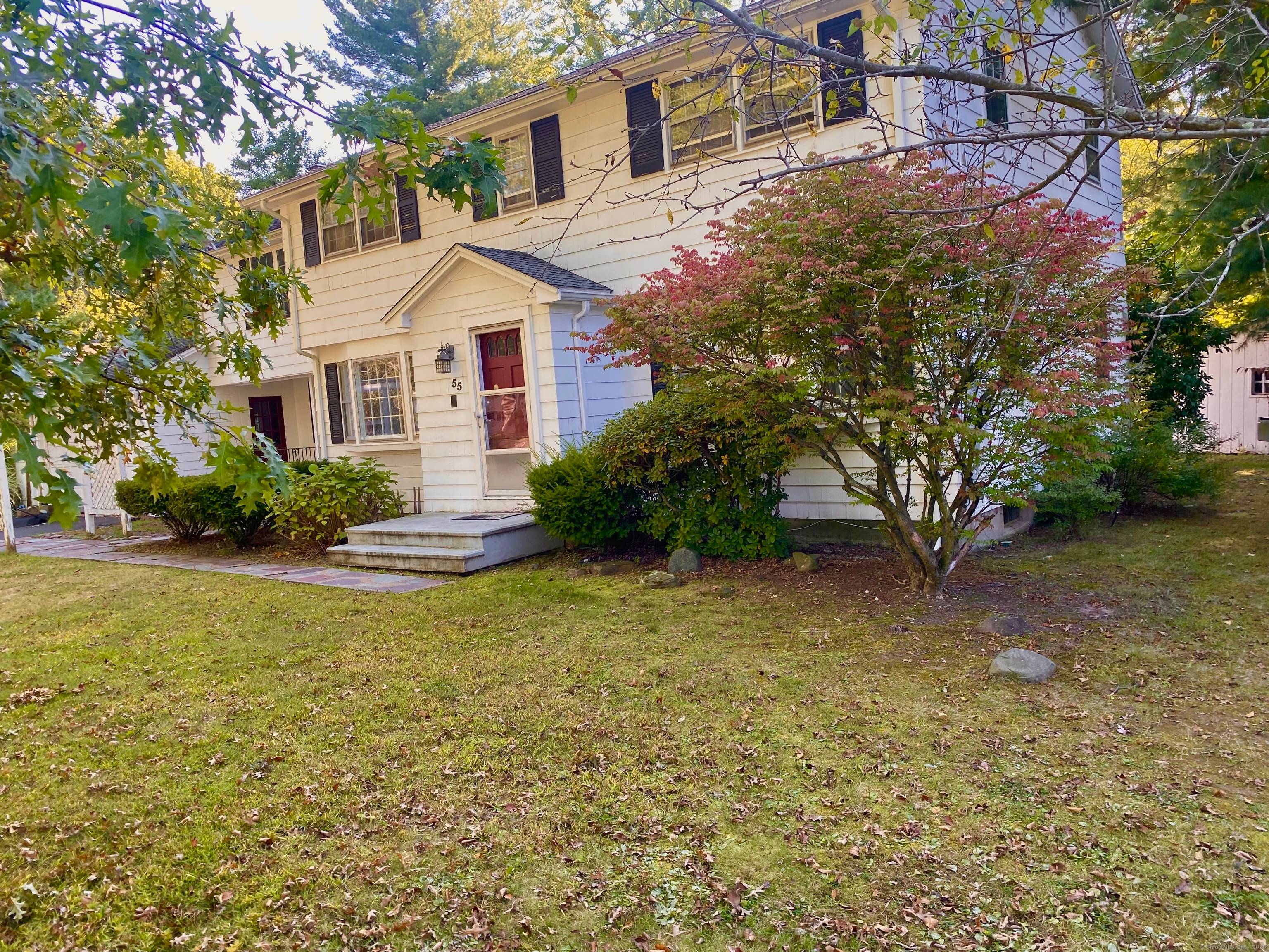 Welcome to 55 Kenwood Circle, this stylish and graceful Colonial in one of Bloomfield's most sought after neighborhoods.
