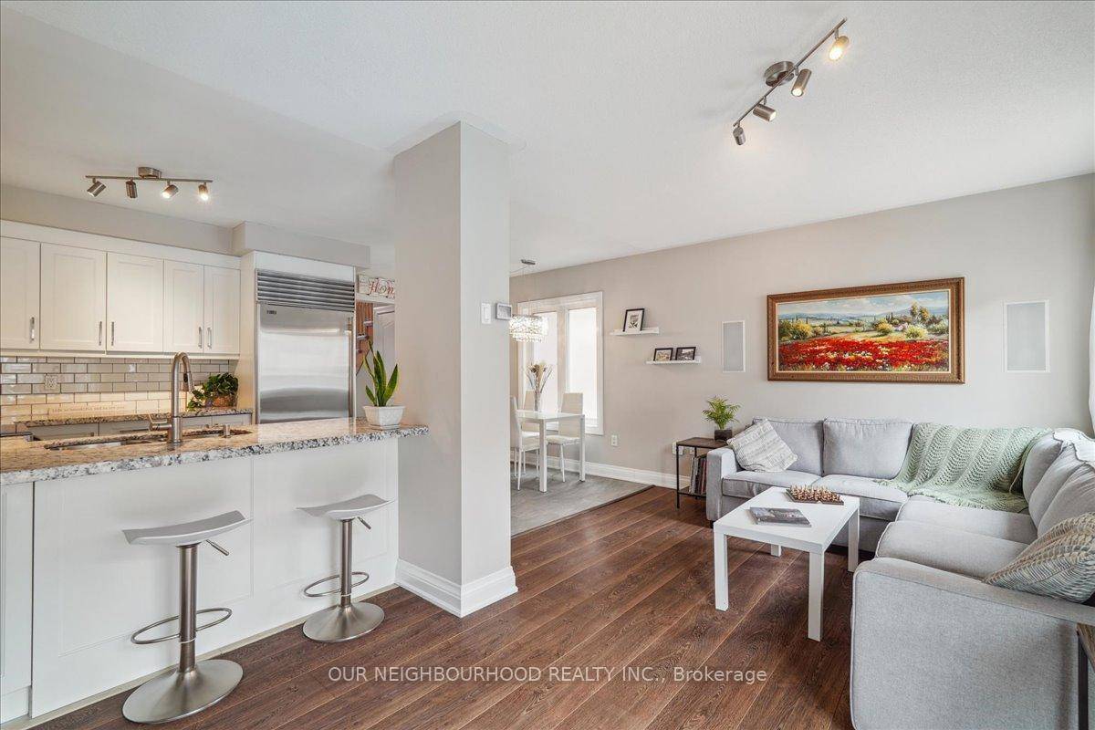 Welcome to 21 Latitude Lane A Move In Ready Gem in a Prime Location !