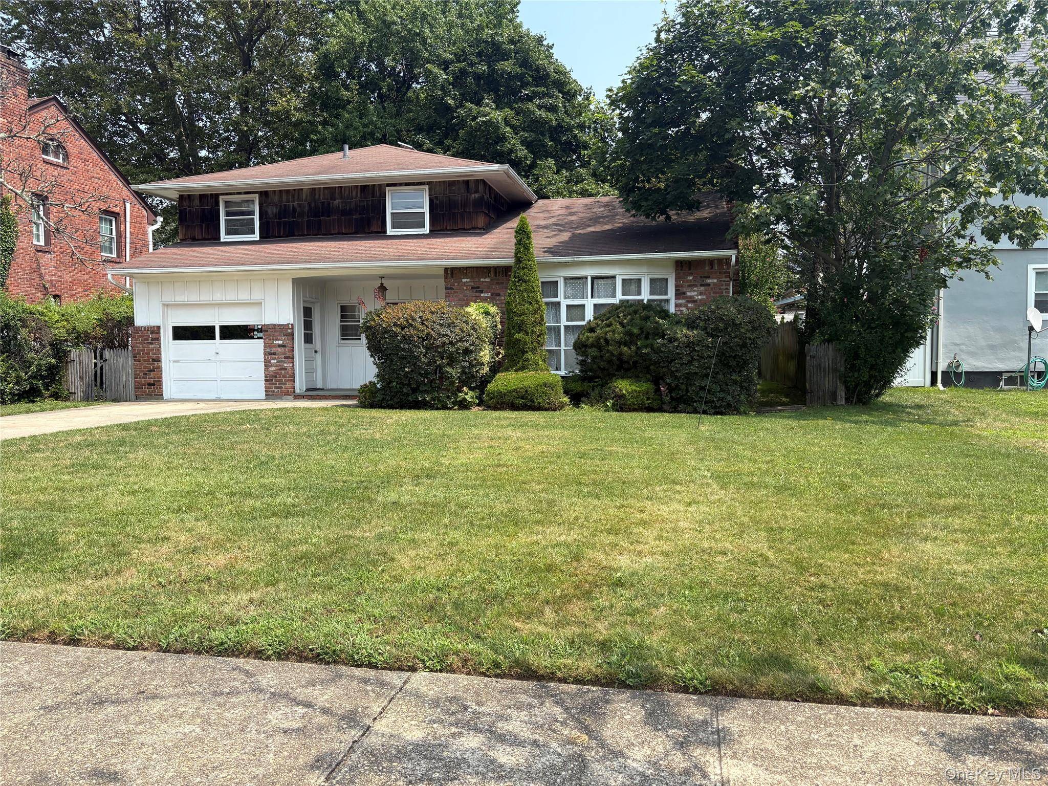 Welcome to Your New Home in NE Freeport !