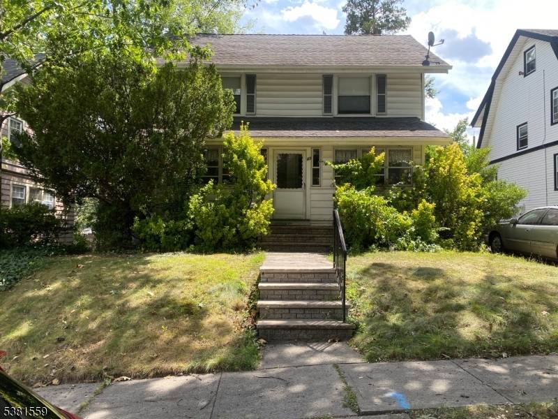 Investor Special in Prime East Orange Location ?