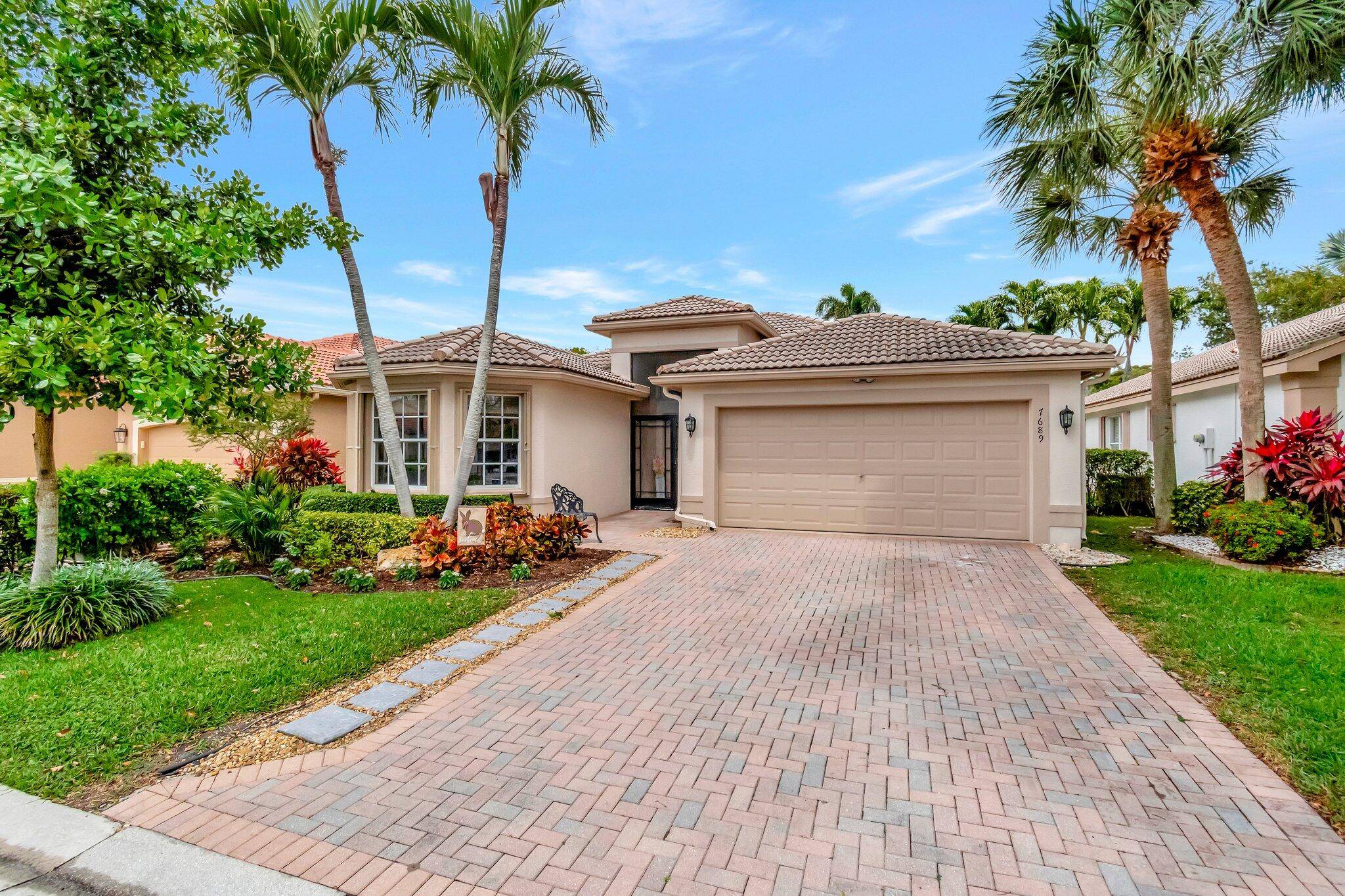 SELLER WILL CREDIT TOWARDS A NEW ROOFThis is a meticulously renovated Coral model home located at 7689 Las Cruces Ct, Boynton Beach, Florida.