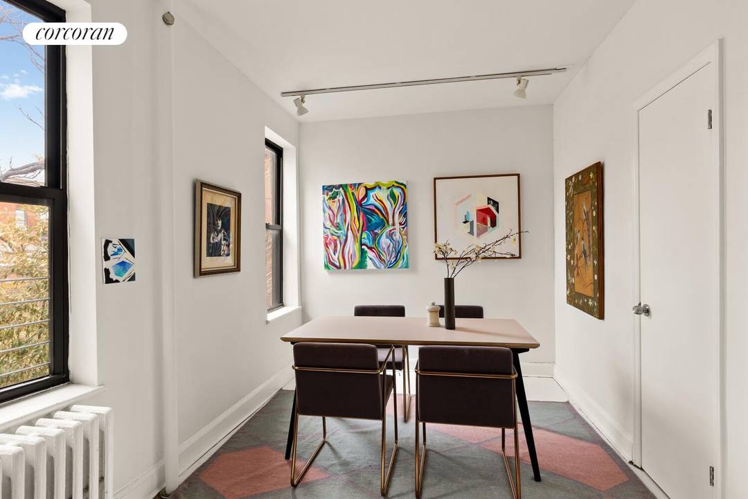 Bright and inviting 1 bedroom co op located just off 5th Avenue in the heart of Park Slope.