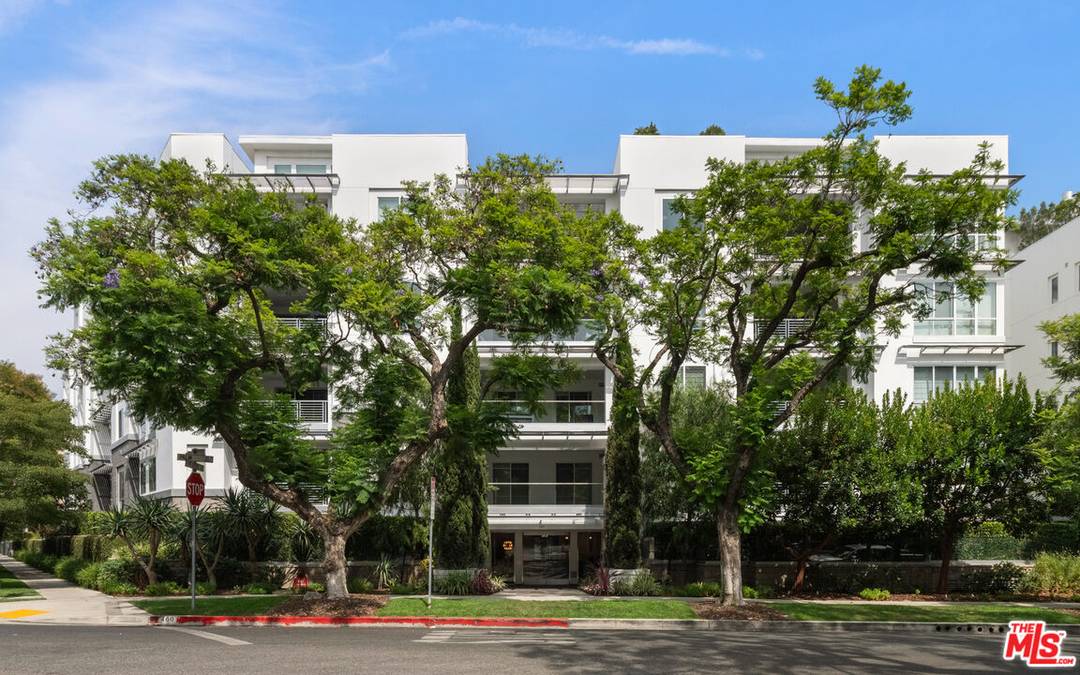 460  N Palm Dr 3BR Beverly Hills Post Office | B.H.P.O. La