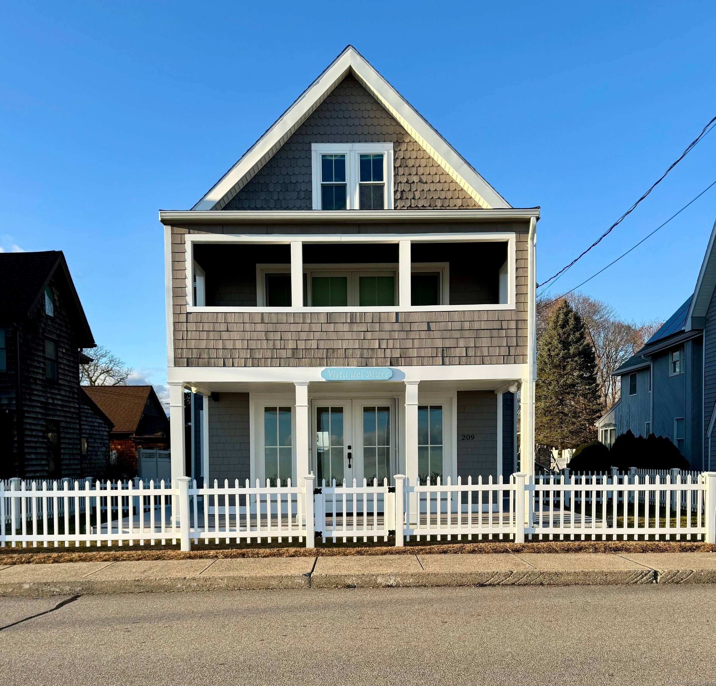 Welcome to the pristine beach front weekly summer vacation rental.