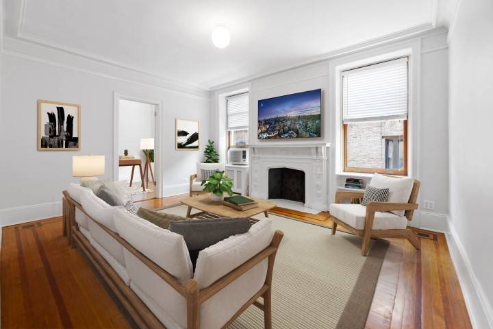 Charming 2 Bedroom, 1. 5 Bath Prewar Gem in The Brittania Discover a rare opportunity to rent a stunning apartment in one of the Upper West Side's most sought after ...