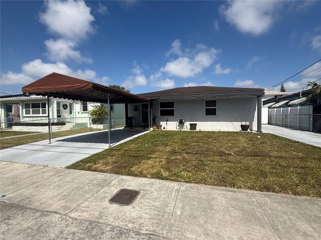 Beautiful 3 2 home in a desirable neighborhood !