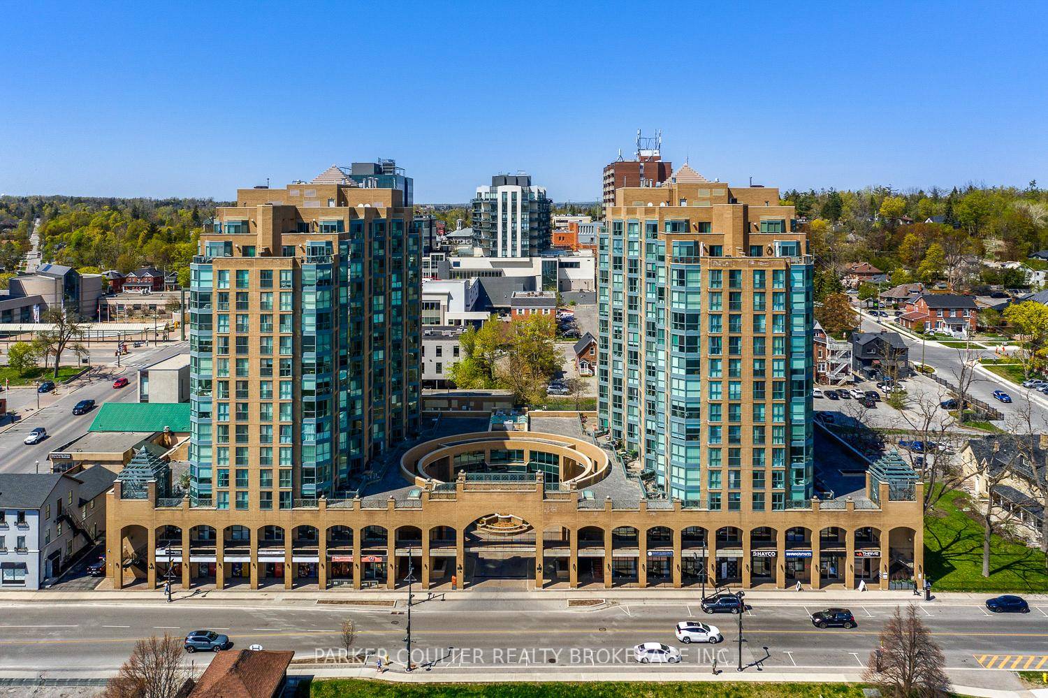 Exceptional Custom Suite with Protected Views in Bayshore Landing East Tower Welcome to a truly one of a kind residence in the heart of Barries waterfront community.
