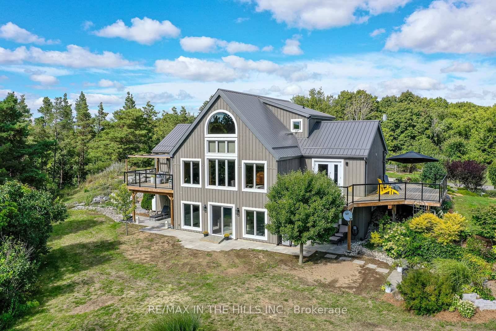 Set on 50 gently rolling acres in scenic Hockley Valley, this exceptional country retreat combines timeless character with rural elegance.