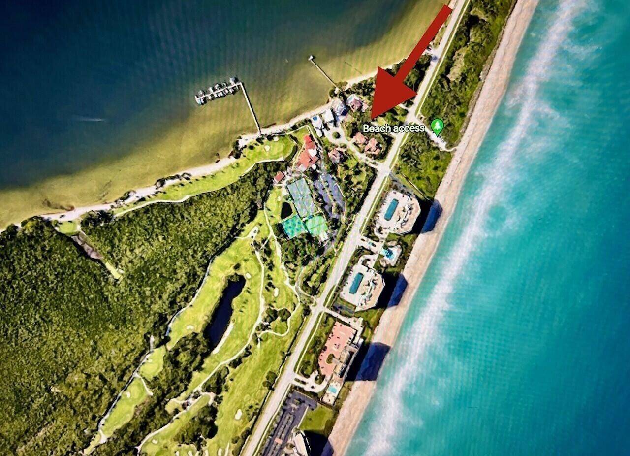 Beautiful gated Intracoastal community Lot on Hutchinson Island with 38' boat slip.