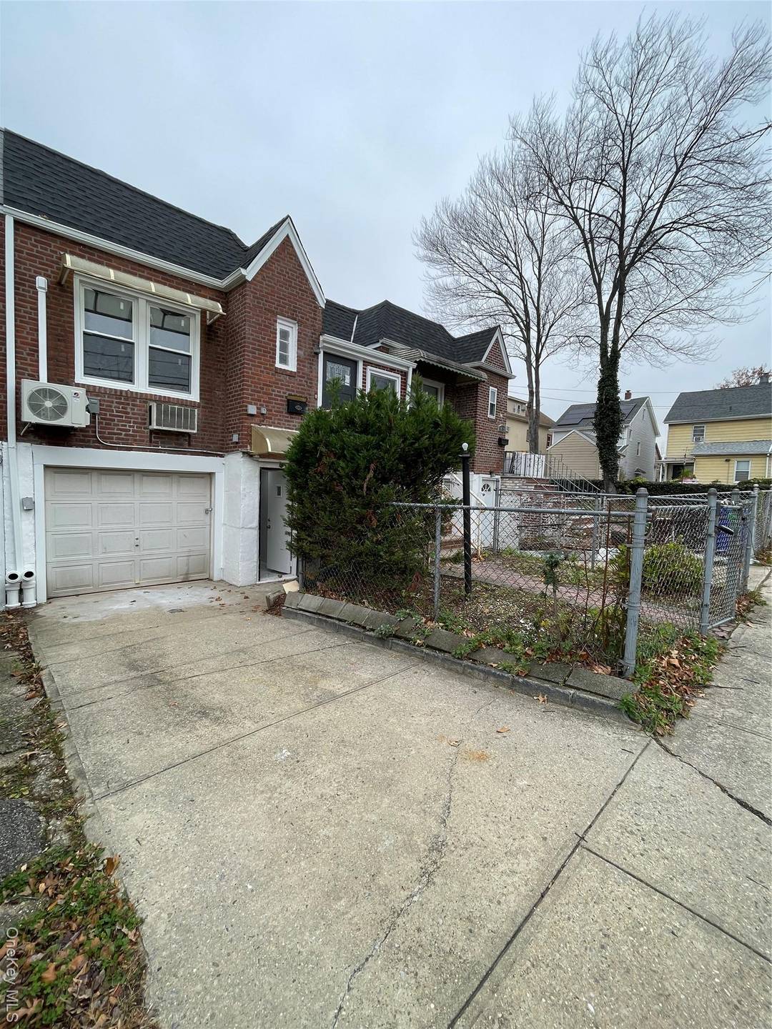 Fully renovated two family home in Saint Albans, NY.