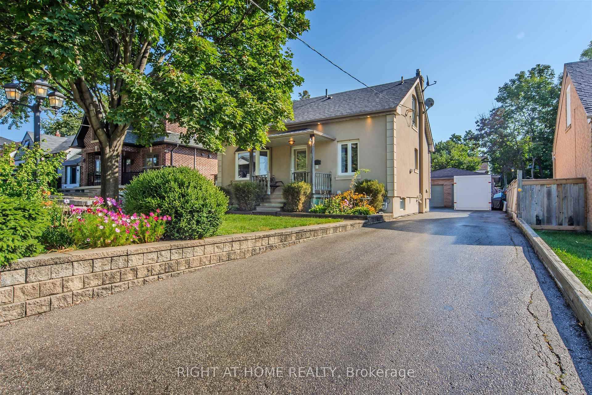 Charming 1. 5 Storey Detached Home With 2 Car Garage !