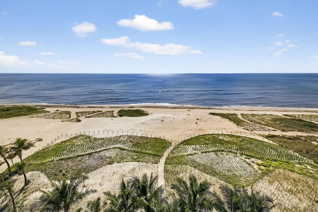 DISTINCTIVE MODERN, ULTRA LUXURIOUS OCEANFRONT LIFESTYLE WITH ENDLESS POSSIBILITIES NESTLED JUST NORTH OF FT.