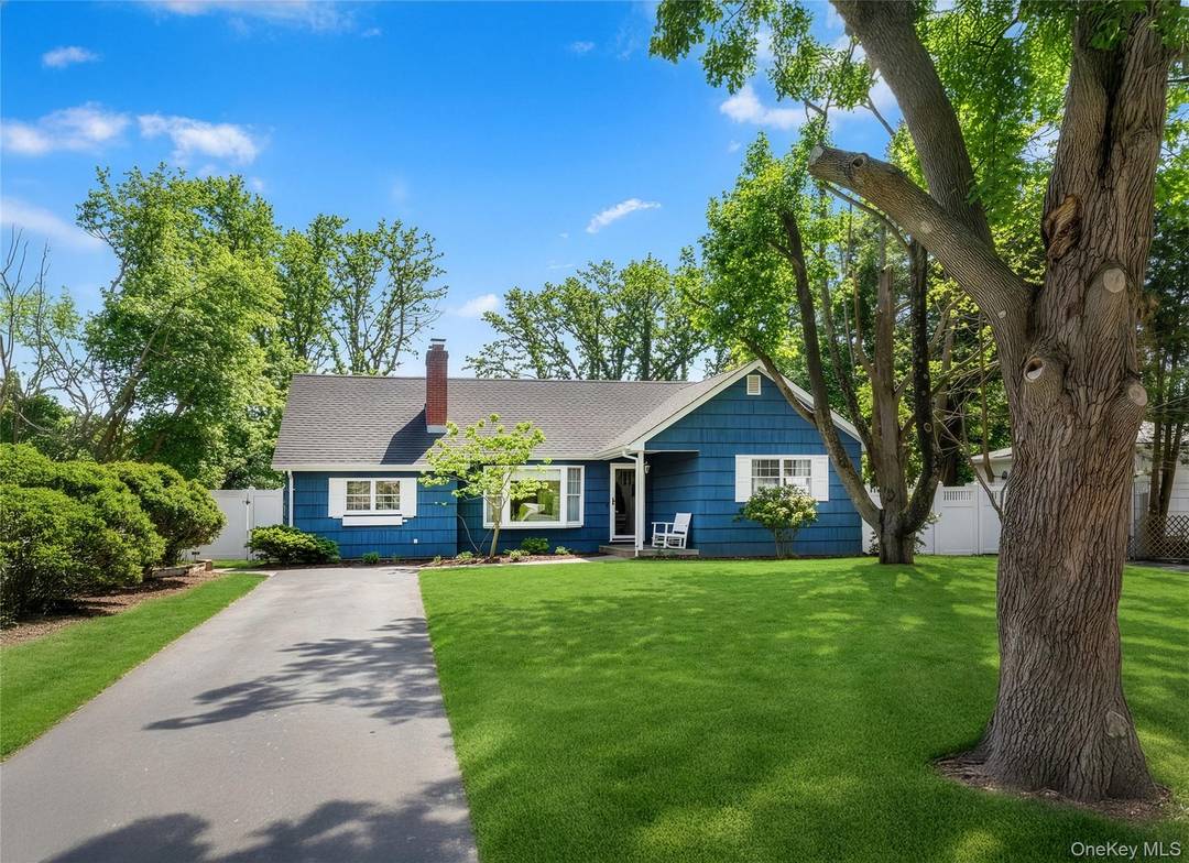 Welcome home ! This beautifully kept 4 bedroom, 1.