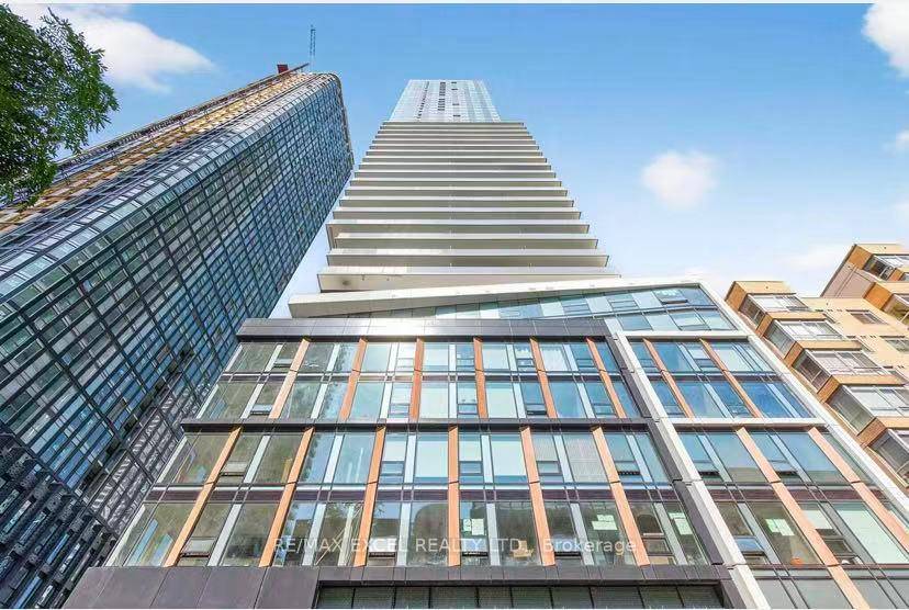 Brand New, Bright amp ; Beautiful And Spacious 2 Brs 2 Baths Corner Unit At The Saint Condos In The Heart Of Downtown Toronto !