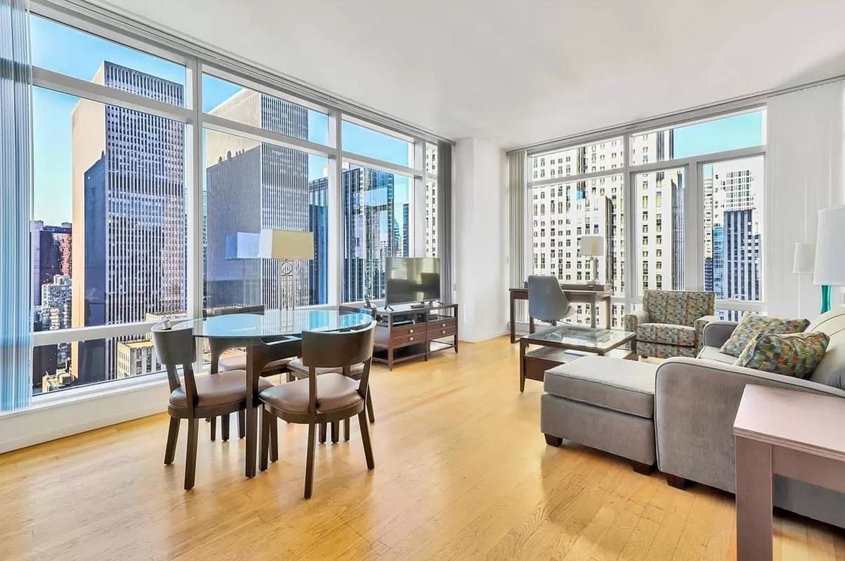 AVAILABLE JULY 2024 Showings By Appointment This stunning 2 bedroom, 2 bathroom corner condominium is located on the 31st floor in the prestigious Centria building in the heart of Midtown.