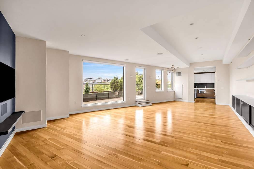 Owner pays fee. Sun filled 3 bedroom 2 bath with 44 foot wide private landscaped terrace facing southwest with unobstructed views.