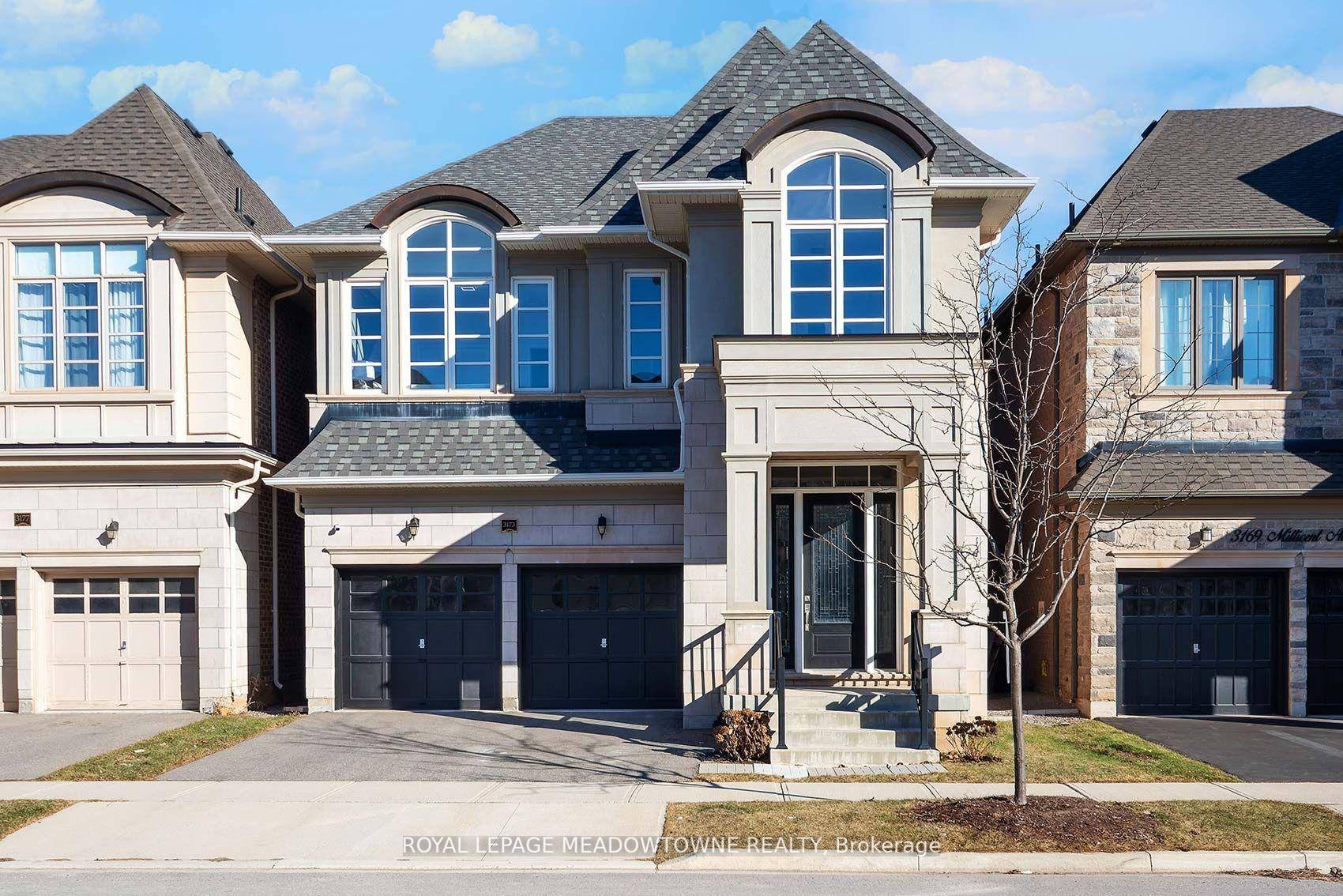 Client RemarksWelcome to your dream home in the heart of Oakville !