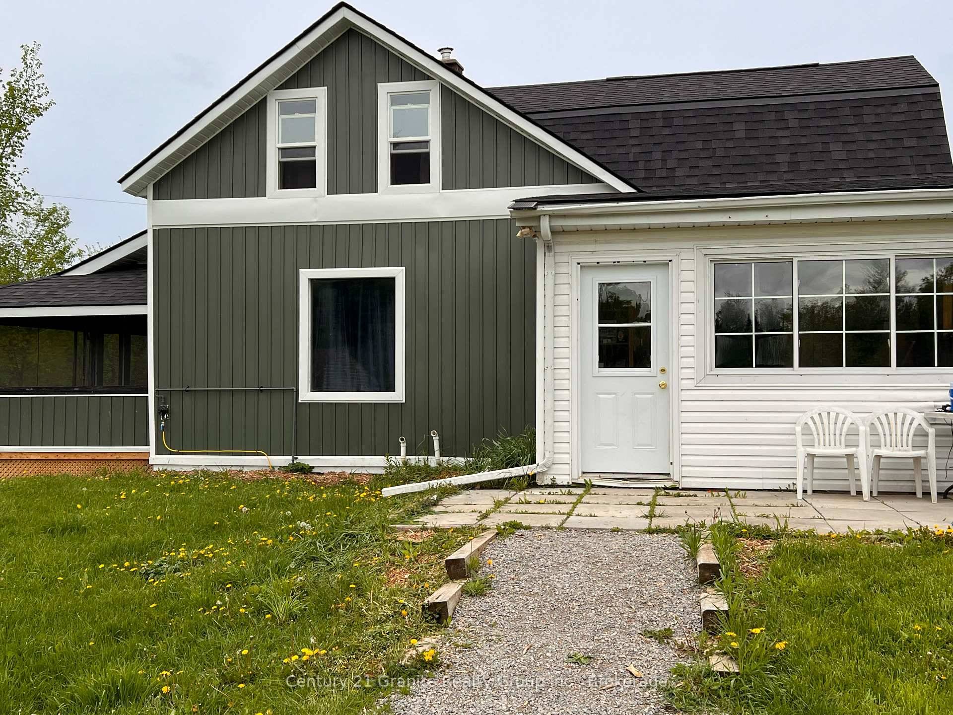 Nestled on 97 acres of stunning, rolling hills and serene flat land, this 3 bedroom, 2 bathroom home offers endless potential for those looking to create their perfect country retreat.