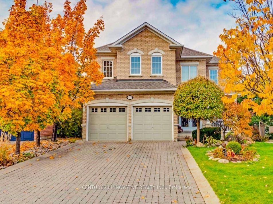 Stunning Home On A Professionally Landscaped amp ; Interlocked Pie Shaped Lot !