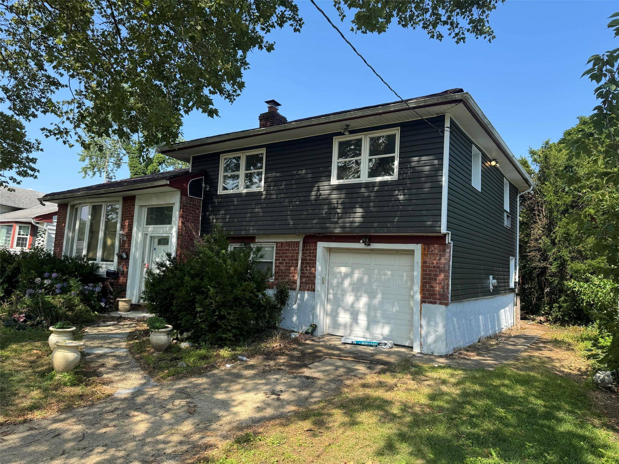 Open House on 08 10 2025 Between 1 2 PM.