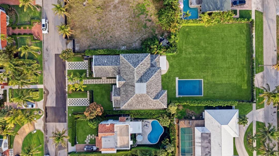 Rare half an acre on East Lakewood Road.